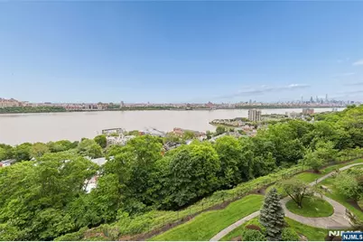 3 Horizon Road 821 #821, Fort Lee, NJ 07024 - Photo 7