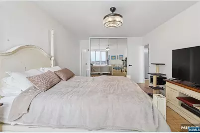 3 Horizon Road 821 #821, Fort Lee, NJ 07024 - Photo 29