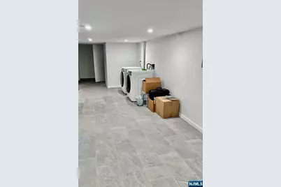 887 Schuyler Avenue, Kearny, NJ 07032 - Photo 11