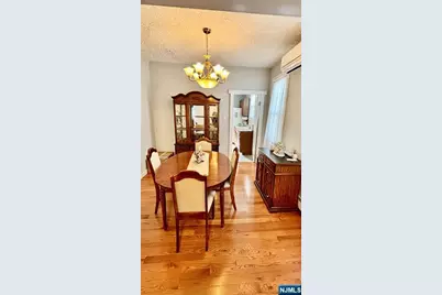 887 Schuyler Avenue, Kearny, NJ 07032 - Photo 5