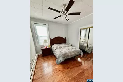 887 Schuyler Avenue, Kearny, NJ 07032 - Photo 9