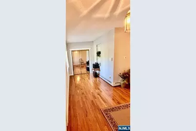 887 Schuyler Avenue, Kearny, NJ 07032 - Photo 3
