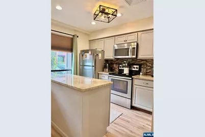 528 Upperway, Wharton, NJ 07885 - Photo 5