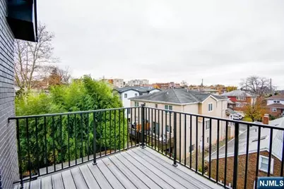56 W Ruby Avenue 2Fl #2FL, Palisades Park, NJ 07650 - Photo 21