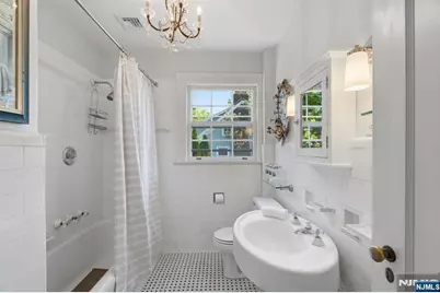 130 Mountain Avenue, Montclair, NJ 07042 - Photo 27