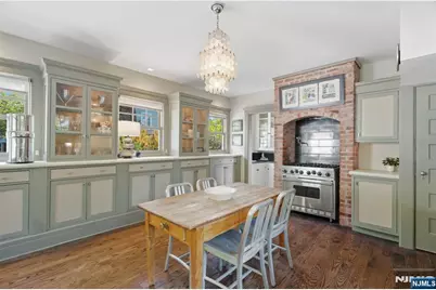 130 Mountain Avenue, Montclair, NJ 07042 - Photo 13