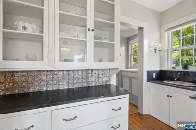 130 Mountain Avenue, Montclair, NJ 07042 - Photo 17