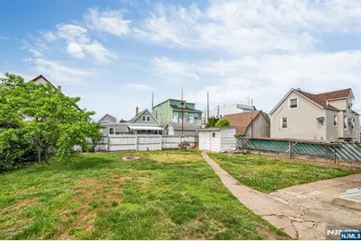 113 Wood Street, Garfield, NJ 07026 - Photo 33