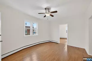 113 Wood St, Garfield, NJ 07026 - Photo 9