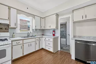 113 Wood St, Garfield, NJ 07026 - Photo 5
