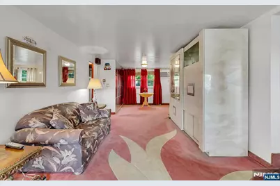 347 Mansfield Avenue, Secaucus, NJ 07094 - Photo 25