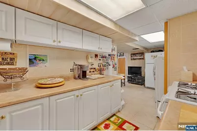 347 Mansfield Avenue, Secaucus, NJ 07094 - Photo 37