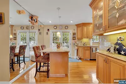347 Mansfield Avenue, Secaucus, NJ 07094 - Photo 11