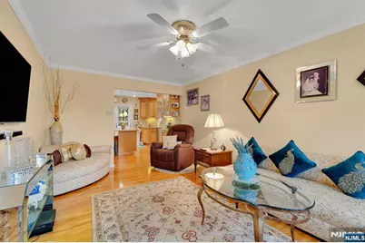 347 Mansfield Avenue, Secaucus, NJ 07094 - Photo 7