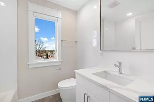 213 7th St, Palisades Park, NJ 07650 - Photo 9