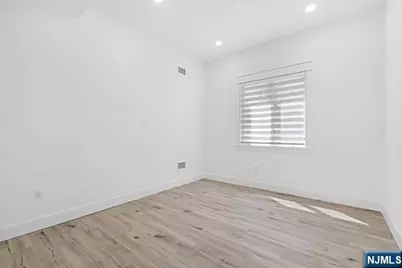 213 7th Street, Palisades Park, NJ 07650 - Photo 23