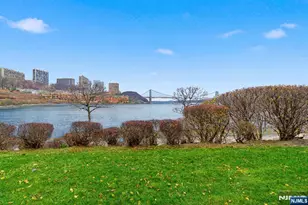 119 Hudson Cove, Edgewater, NJ 07020 - Photo 43