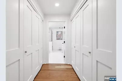 63 Park Avenue, Wyckoff Township, NJ 07481 - Photo 17