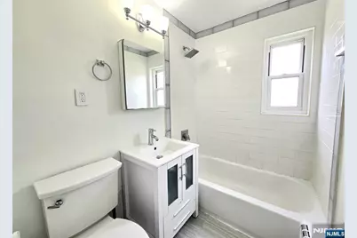 465 Maple Hill Drive 48 #48, Hackensack, NJ 07601 - Photo 11