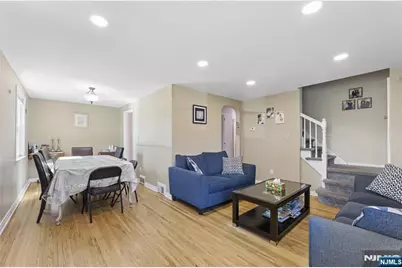 58 Sussex Road, Bergenfield, NJ 07621 - Photo 5