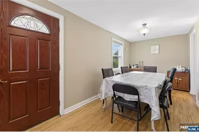 58 Sussex Road, Bergenfield, NJ 07621 - Photo 13