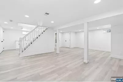 110 Central Avenue, Rochelle Park Township, NJ 07662 - Photo 29