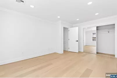 110 Central Avenue, Rochelle Park Township, NJ 07662 - Photo 13