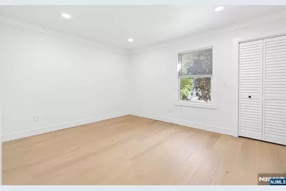 110 Central Avenue, Rochelle Park Township, NJ 07662 - Photo 9