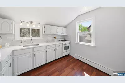 386 Kinderkamack Road, Oradell, NJ 07649 - Photo 3