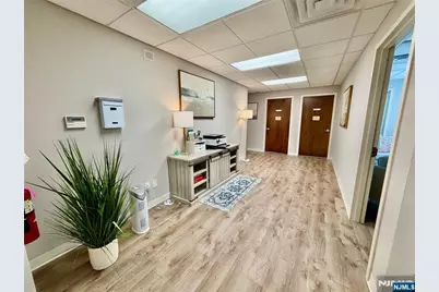 600 Godwin Avenue 6 #6, Midland Park, NJ 07432 - Photo 3