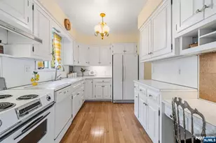 46 Kenmore Pl, Glen Rock, NJ 07452 - Photo 15