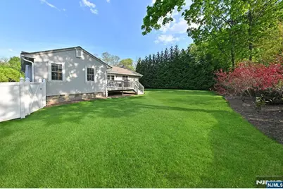 40 Plymouth Road, Hillsdale, NJ 07642 - Photo 29