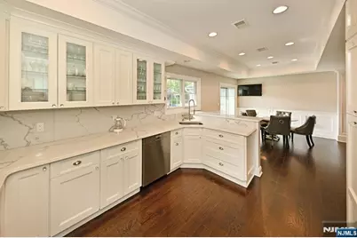 40 Plymouth Road, Hillsdale, NJ 07642 - Photo 9