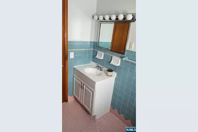 15 Bernice Place 2 #2, Lodi, NJ 07644 - Photo 7