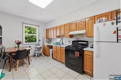 1507 Kerrigan Avenue, Union City, NJ 07087 - Photo 17
