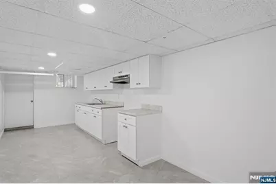 1507 Kerrigan Avenue, Union City, NJ 07087 - Photo 37