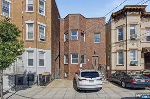 1507 Kerrigan Ave, Union City, NJ 07087 - Photo 1