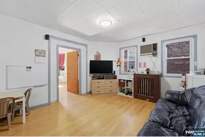 1507 Kerrigan Avenue, Union City, NJ 07087 - Photo 21