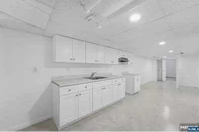 1507 Kerrigan Avenue, Union City, NJ 07087 - Photo 35