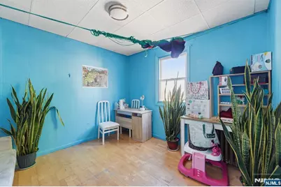 1507 Kerrigan Avenue, Union City, NJ 07087 - Photo 27