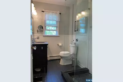 134 Harding Avenue, Clifton, NJ 07011 - Photo 21