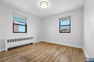 2329 Hudson Terrace E9, Fort Lee, NJ 07024 - Photo 11