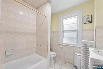 147 Terhune Avenue, Passaic, NJ 07055 - Photo 17