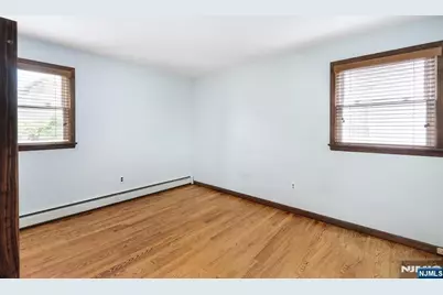 154 Milton Avenue, Nutley, NJ 07110 - Photo 19