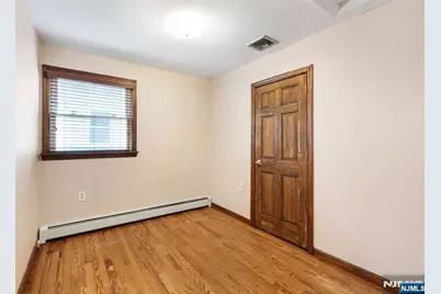 154 Milton Avenue, Nutley, NJ 07110 - Photo 21