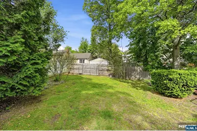 264 Fern Street, Washington Township, NJ 07676 - Photo 9