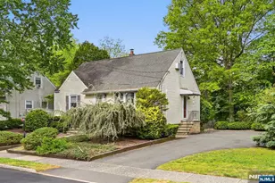 264 Fern St, Washington Township, NJ 07676 - Photo 3