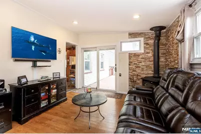 136 Sunset Avenue, North Arlington, NJ 07031 - Photo 15