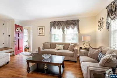 136 Sunset Avenue, North Arlington, NJ 07031 - Photo 5