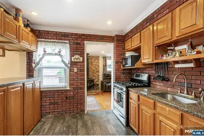 136 Sunset Avenue, North Arlington, NJ 07031 - Photo 13